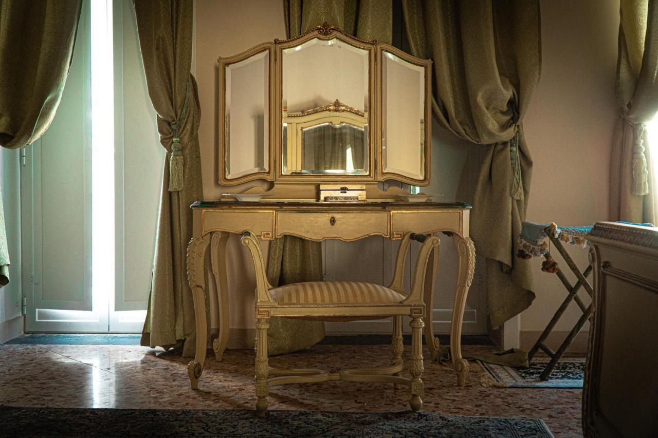 Palazzo Capece Apartman Caivano Kültér fotó
